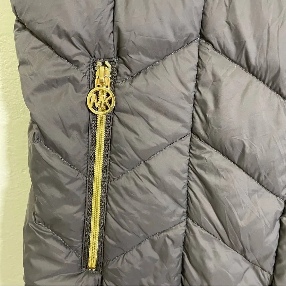 MICHAEL KORS Puffer vest/double closure front/ultralight. M.